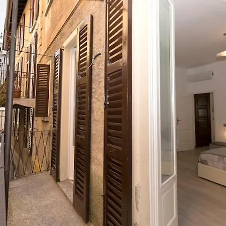 Davide , Via Garibaldi Con Balcone Apartment *